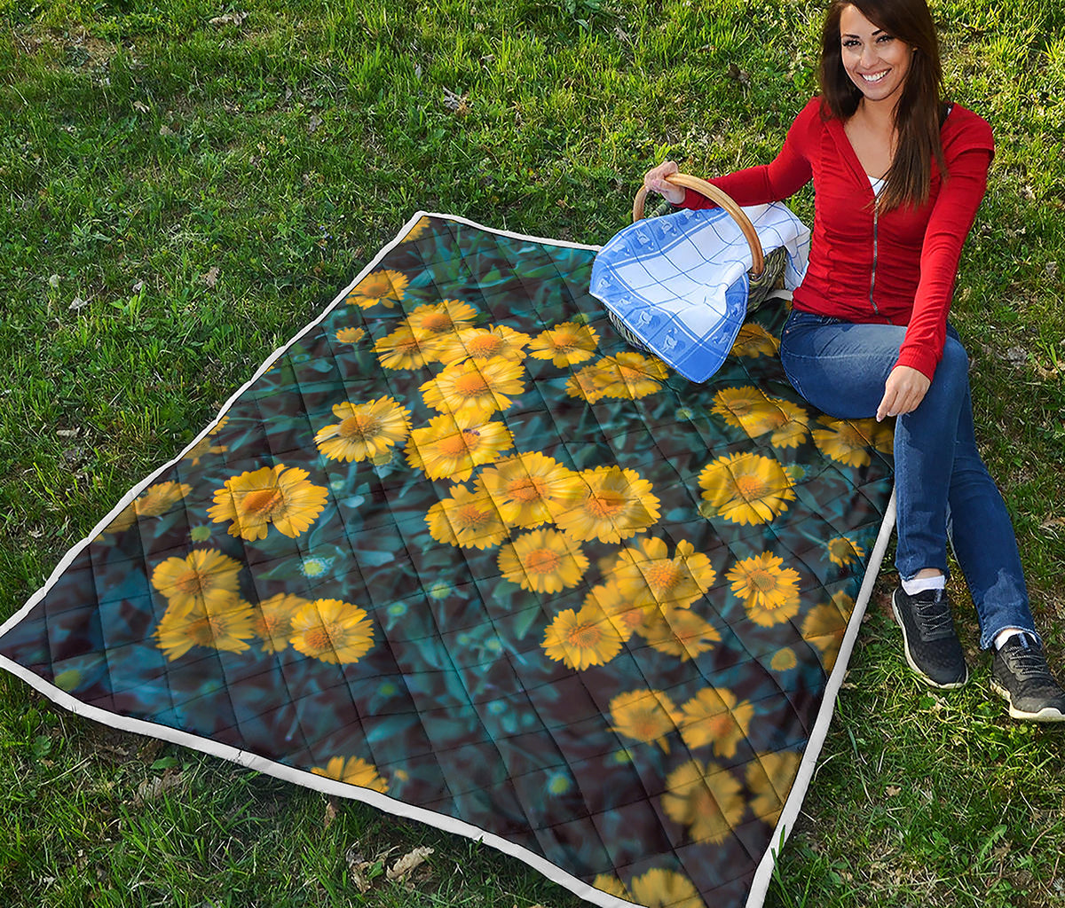 Little Yellow Daisy Print Quilt