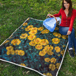 Little Yellow Daisy Print Quilt