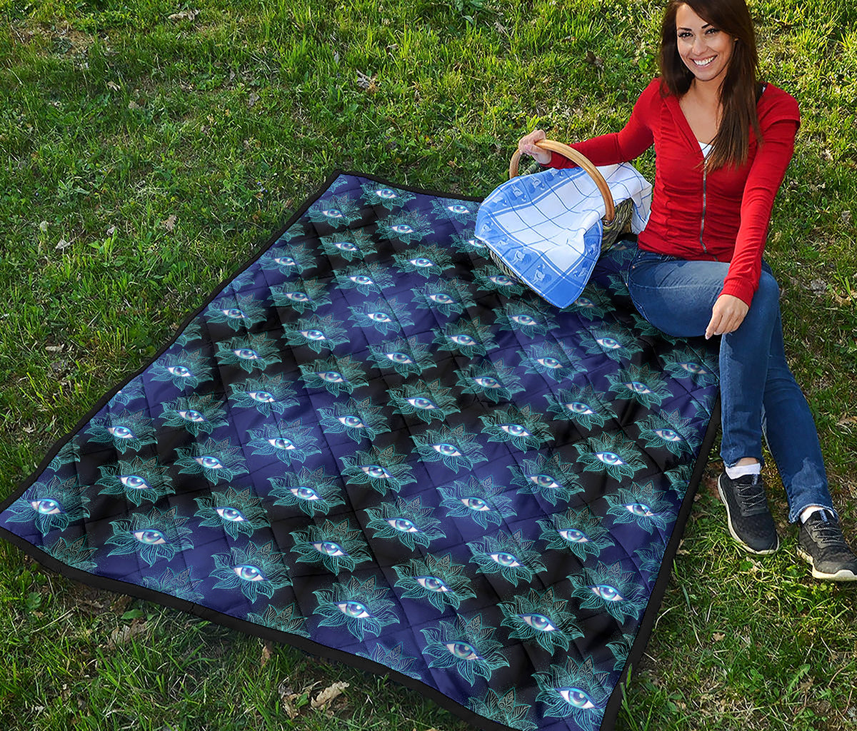 Lotus Eye of Providence Pattern Print Quilt