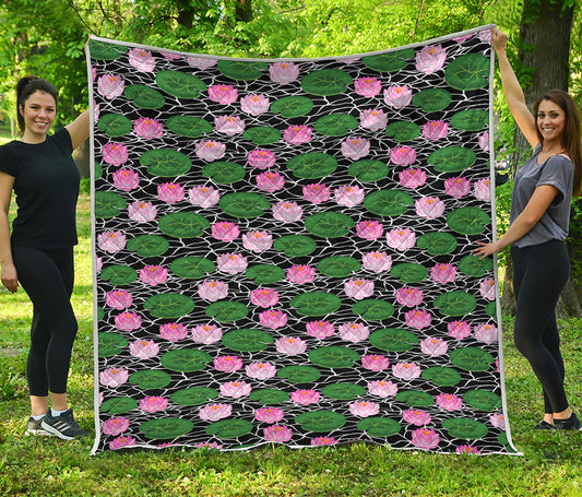 Lotus Flower And Leaf Pattern Print Quilt