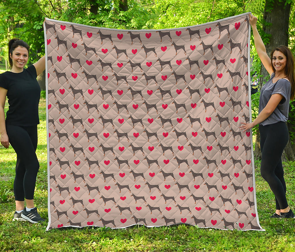 Love Dobermann Pattern Print Quilt