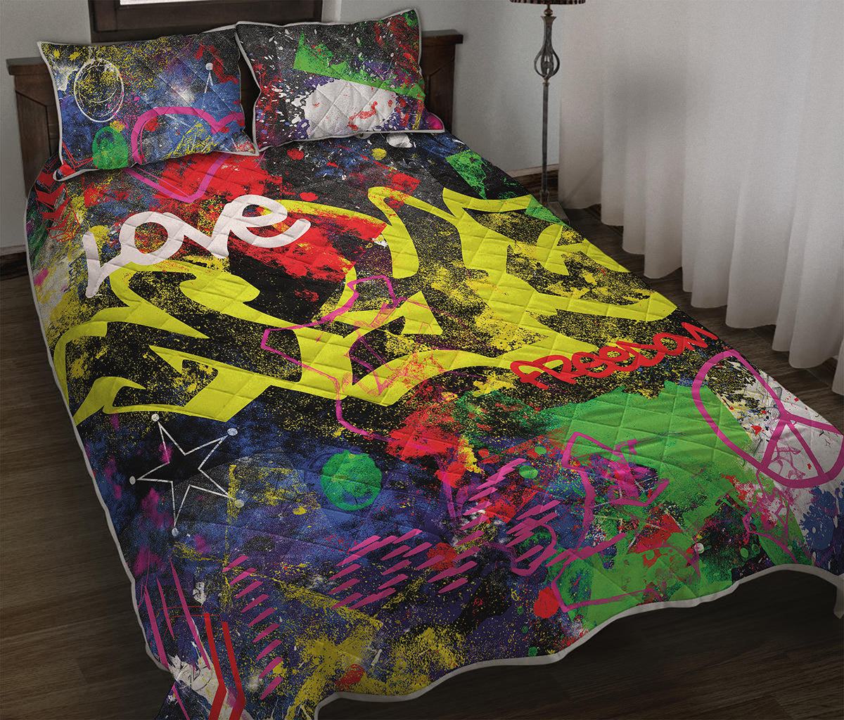 Love NYC Graffiti Print Quilt Bed Set