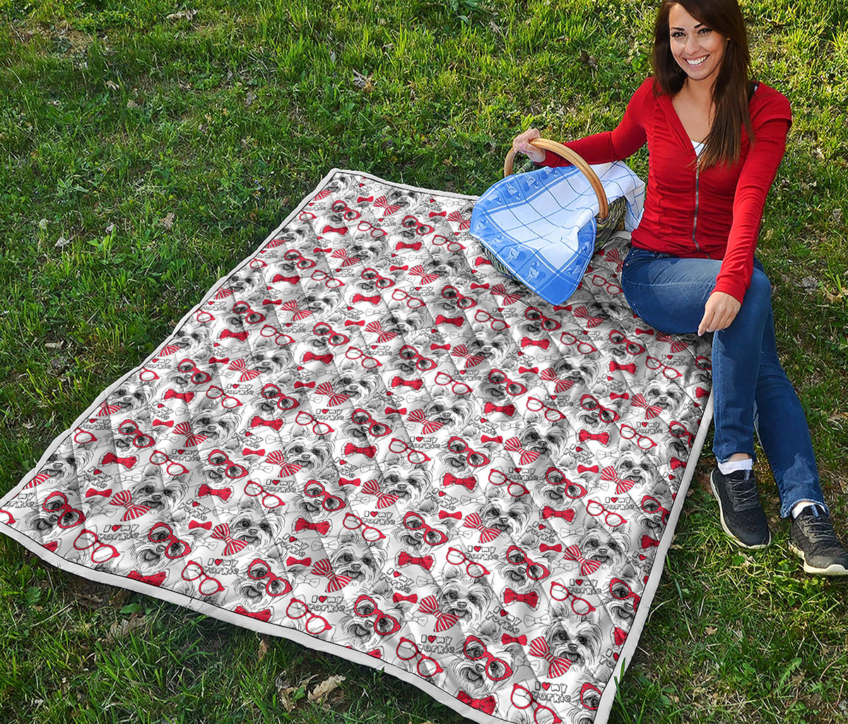 Lovely Yorkshire Terrier Pattern Print Quilt