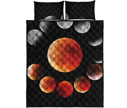 Lunar Eclipse Cycle Print Quilt Bed Set