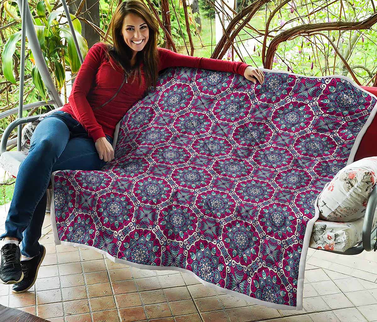 Magenta Mandala Bohemian Pattern Print Quilt