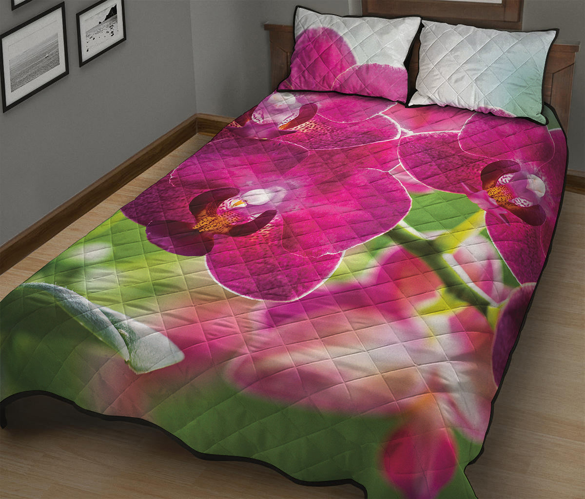 Magenta Orchid Flower Print Quilt Bed Set