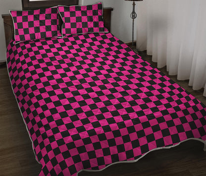 Magenta Pink And Black Checkered Print Quilt Bed Set