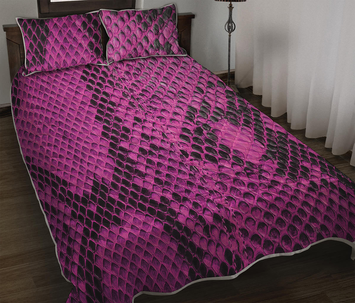 Magenta Pink And Black Snakeskin Print Quilt Bed Set