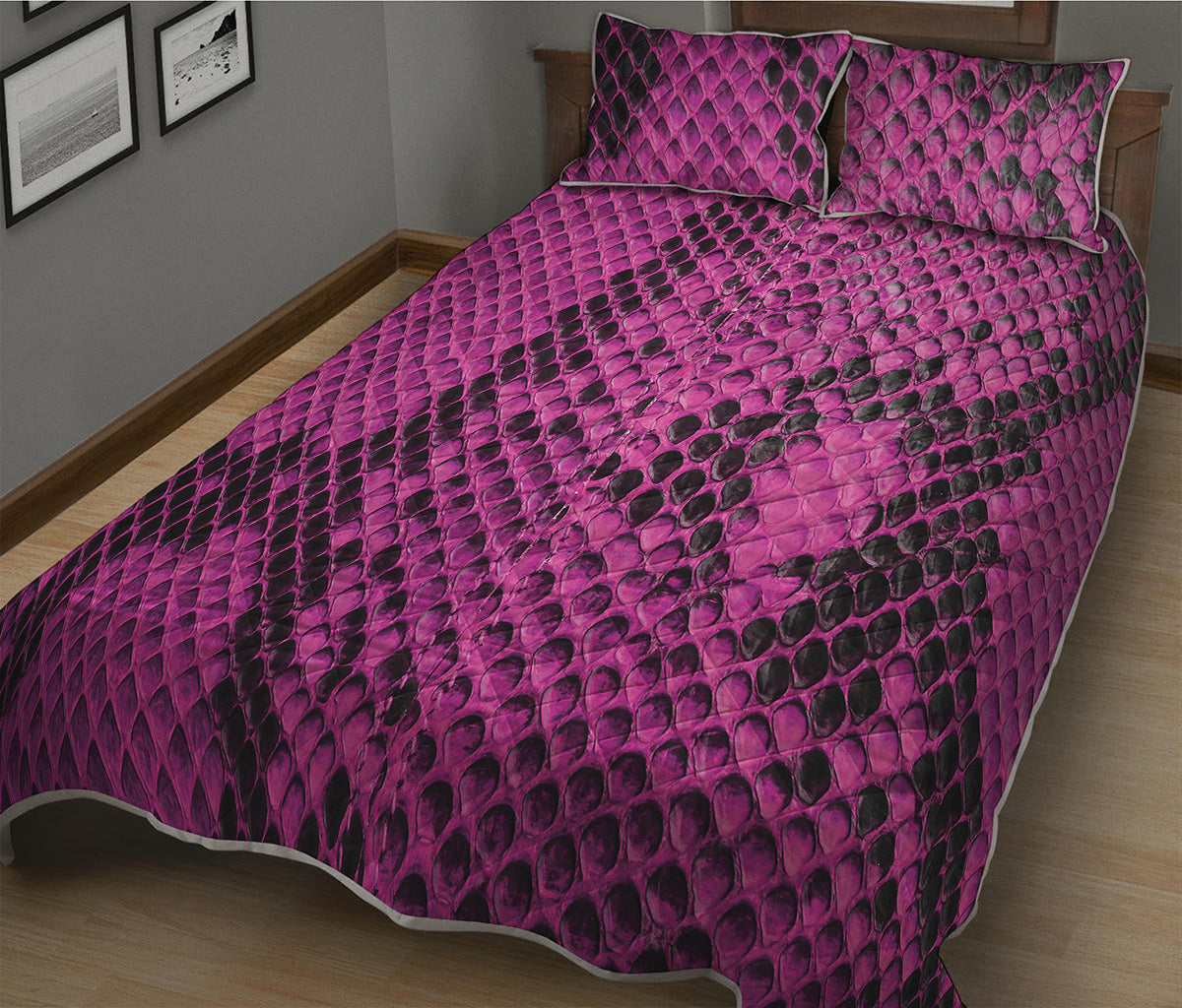 Magenta Pink And Black Snakeskin Print Quilt Bed Set