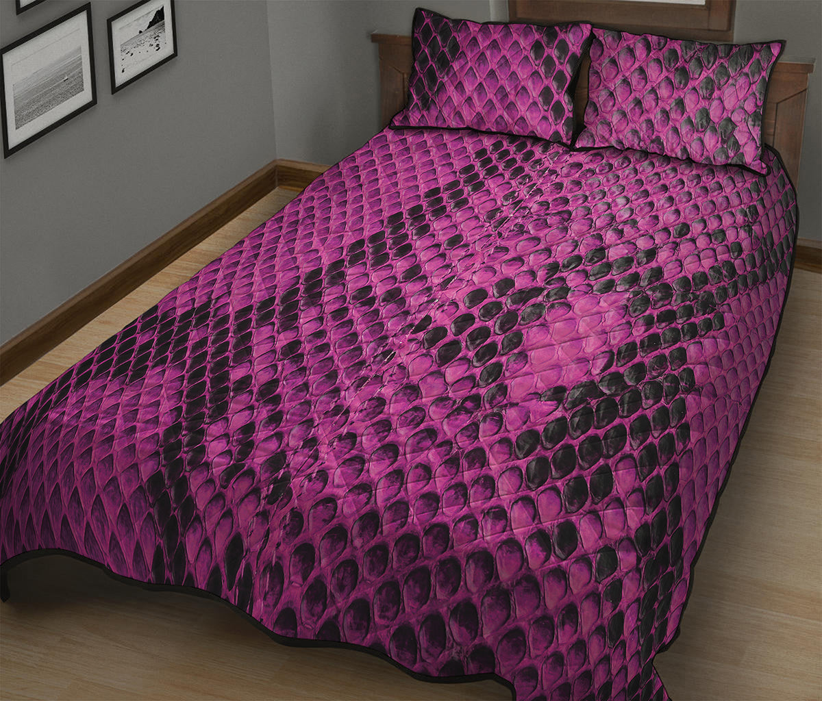 Magenta Pink And Black Snakeskin Print Quilt Bed Set