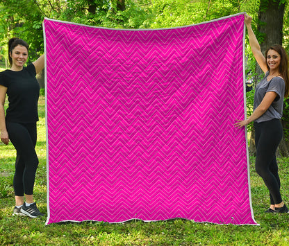 Magenta Pink Zigzag Pattern Print Quilt