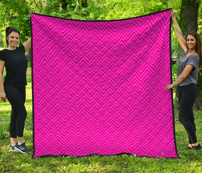 Magenta Pink Zigzag Pattern Print Quilt