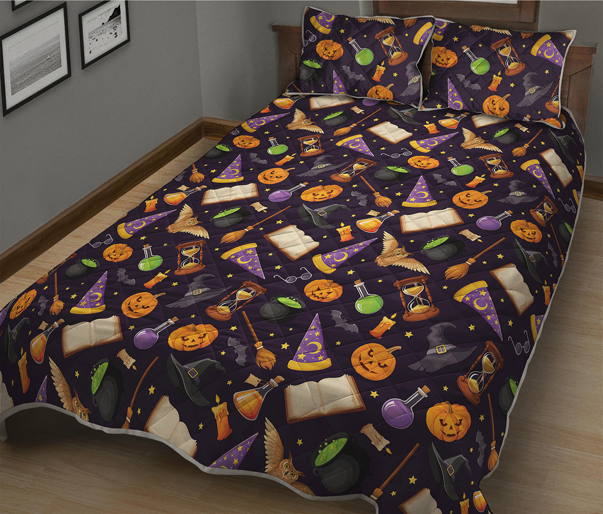 Magic Wizard Pattern Print Quilt Bed Set
