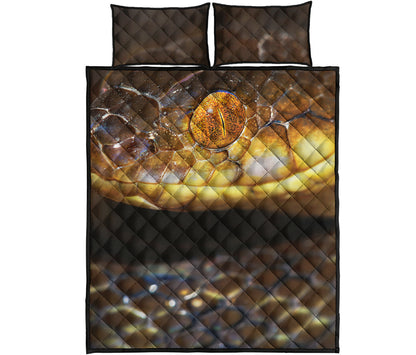 Malagasy Cat Eyed Snake Print Quilt Bed Set
