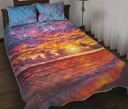 Maldives Sunset Print Quilt Bed Set