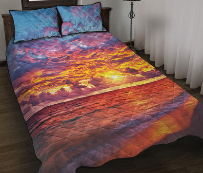 Maldives Sunset Print Quilt Bed Set