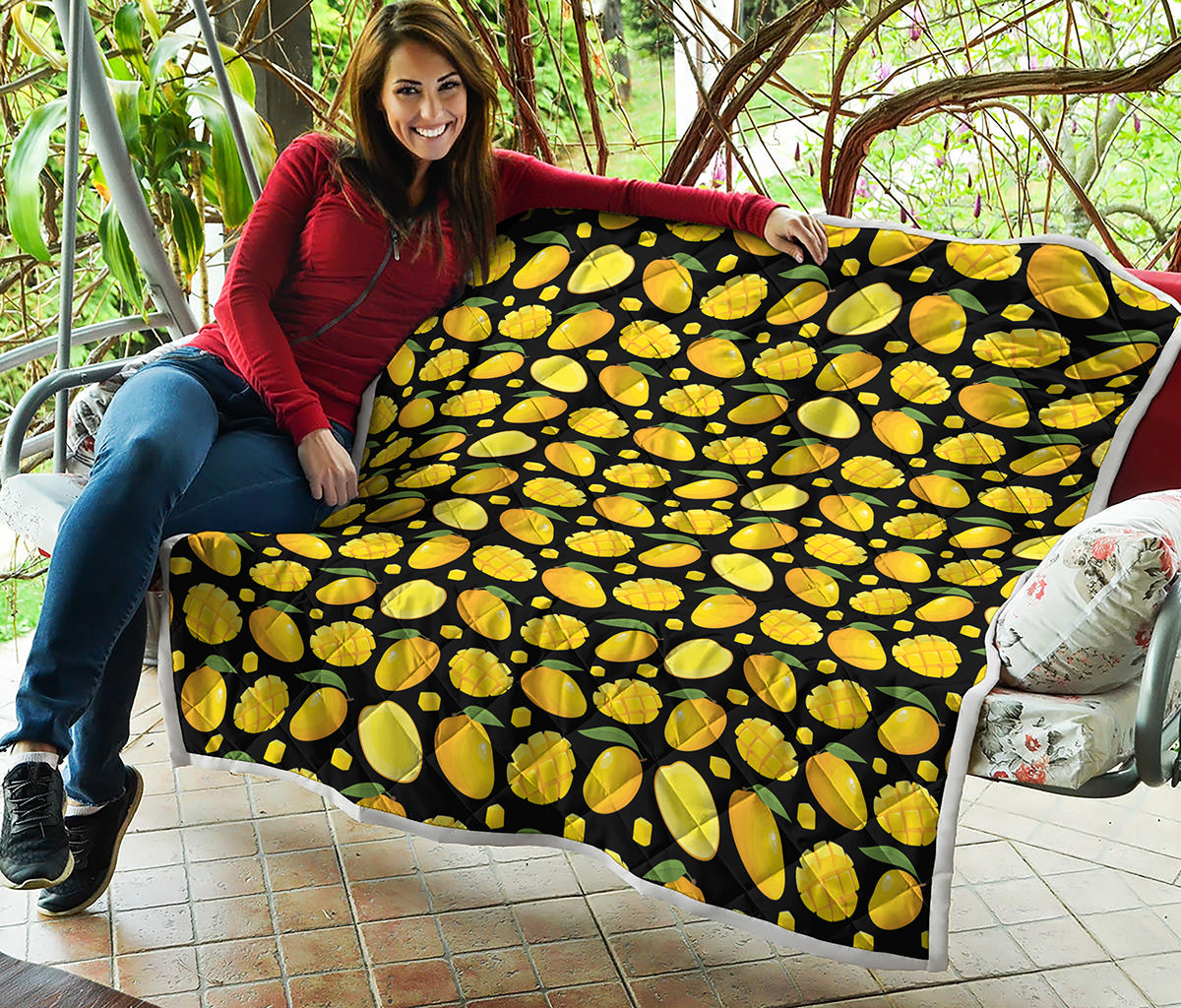 Mango Pattern Print Quilt