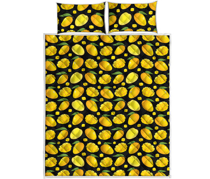 Mango Pattern Print Quilt Bed Set
