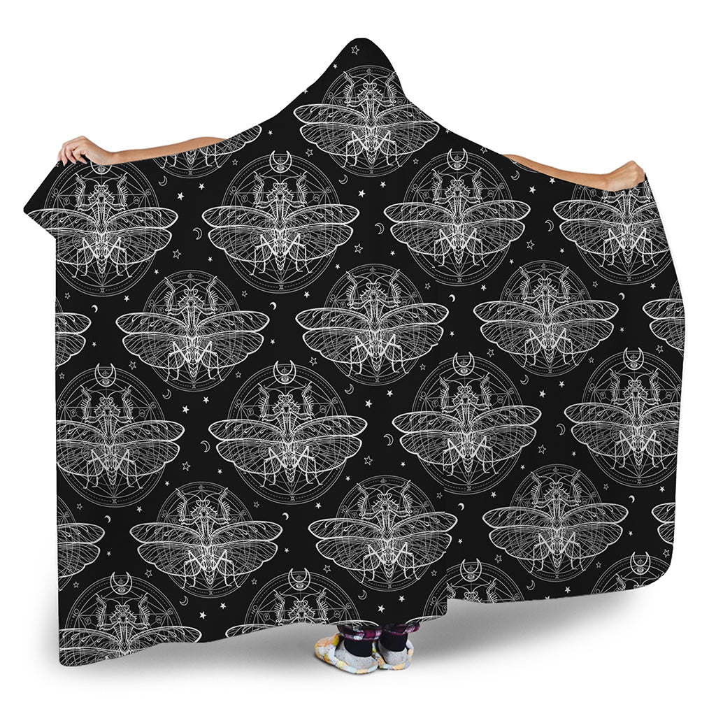 Mantis Spirit Animal Pattern Print Hooded Blanket