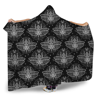 Mantis Spirit Animal Pattern Print Hooded Blanket
