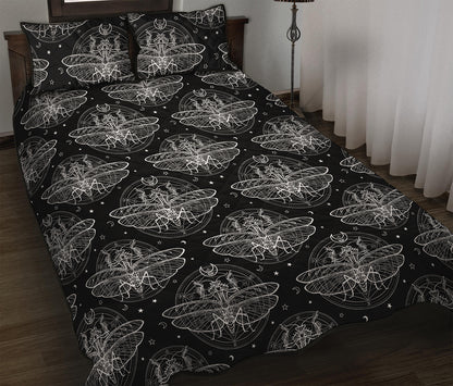 Mantis Spirit Animal Pattern Print Quilt Bed Set