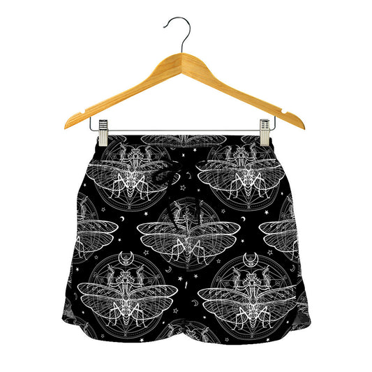 Mantis Spirit Animal Pattern Print Women's Shorts