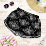 Mantis Spirit Animal Pattern Print Women's Shorts