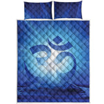 Mantra Om Print Quilt Bed Set