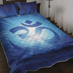 Mantra Om Print Quilt Bed Set