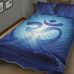 Mantra Om Print Quilt Bed Set