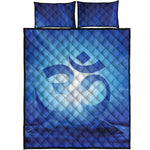 Mantra Om Print Quilt Bed Set