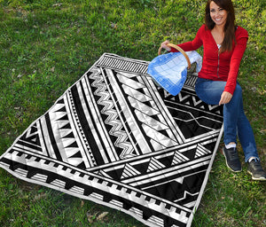 Maori Polynesian Tattoo Pattern Print Quilt