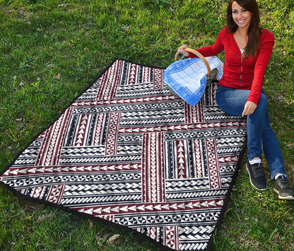 Maori Tribal Pattern Print Quilt
