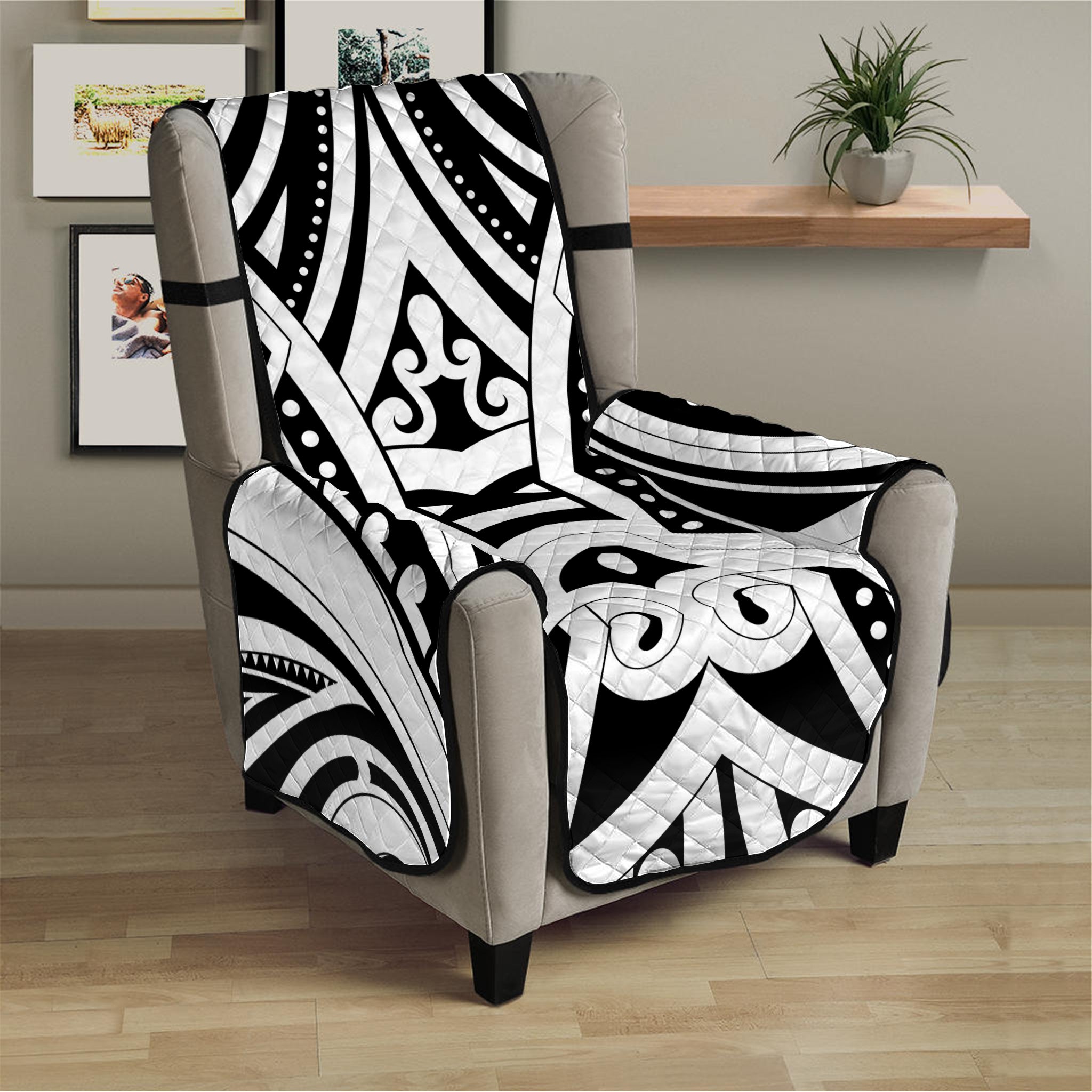 Maori Tribal Tattoo Pattern Print Armchair Protector