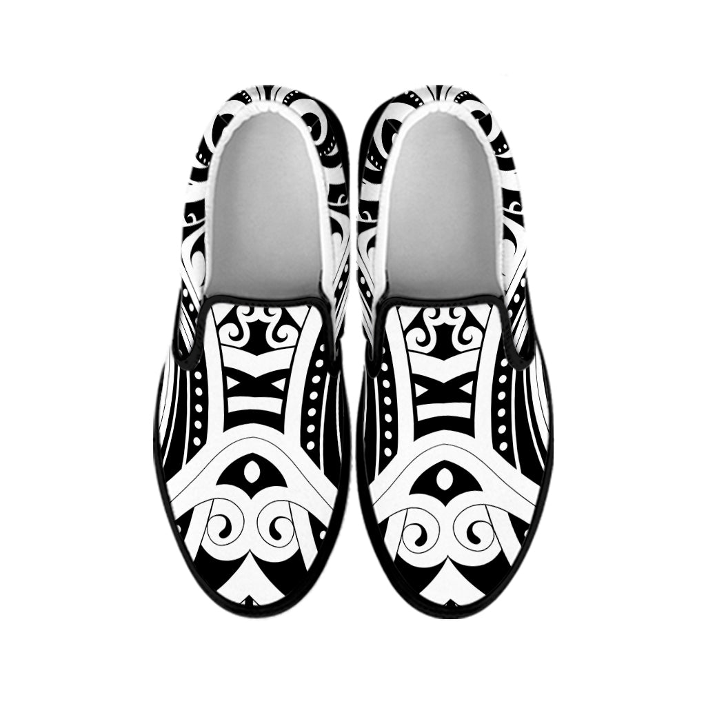 Maori Tribal Tattoo Pattern Print Black Slip On Shoes