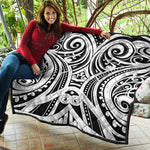 Maori Tribal Tattoo Pattern Print Quilt