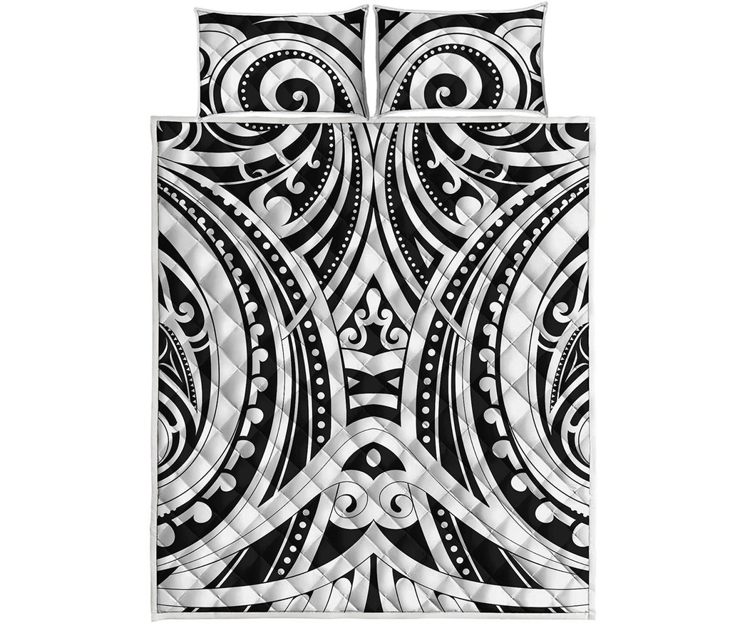 Maori Tribal Tattoo Pattern Print Quilt Bed Set