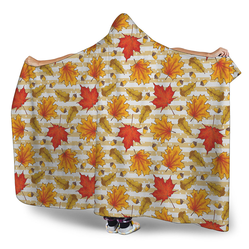 Maple And Oak Pattern Print Hooded Blanket