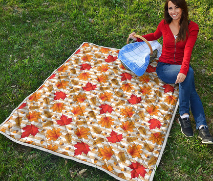 Maple And Oak Pattern Print Quilt