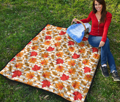 Maple And Oak Pattern Print Quilt