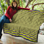 Mardi Gras Fat Tuesday Zigzag Print Quilt