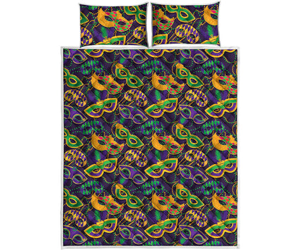 Mardi Gras Festival Pattern Print Quilt Bed Set