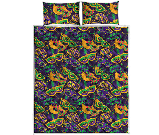 Mardi Gras Festival Pattern Print Quilt Bed Set