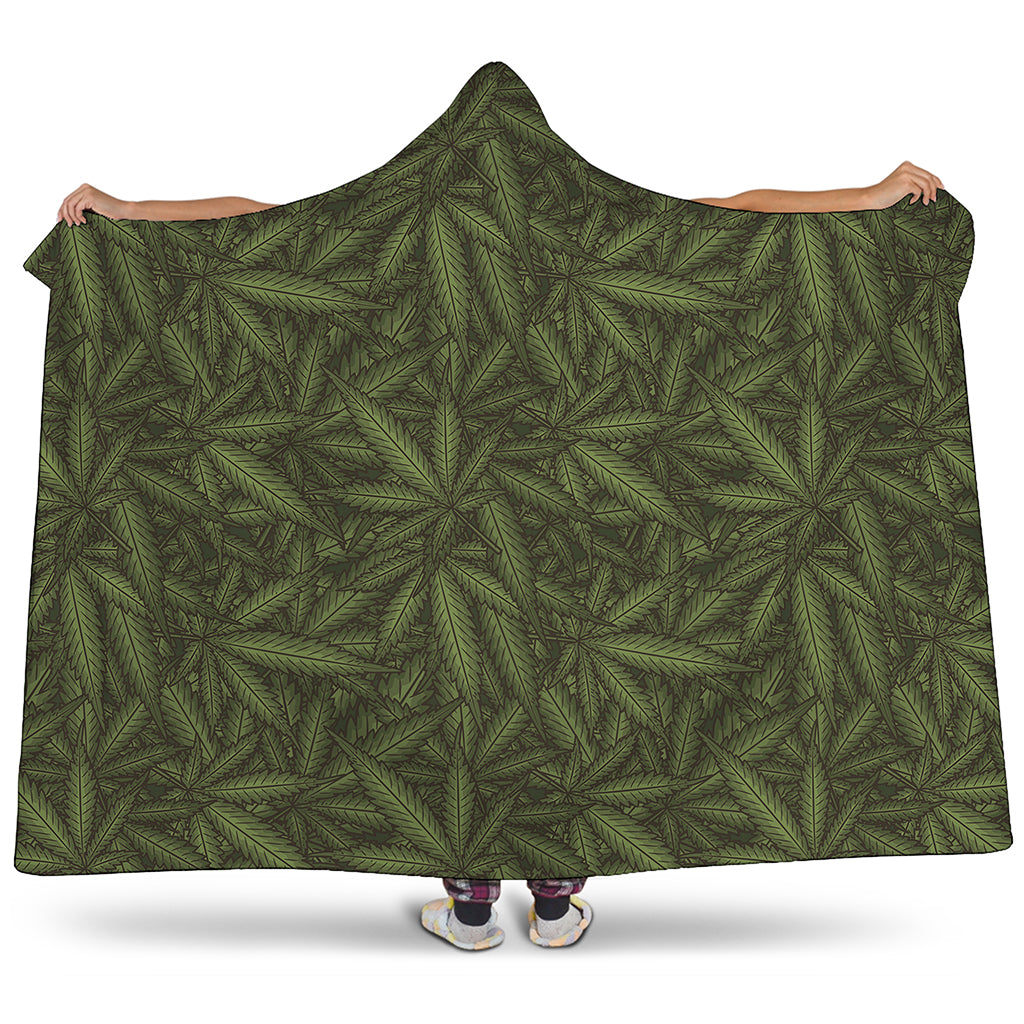Marijuana Leaf Pattern Print Hooded Blanket