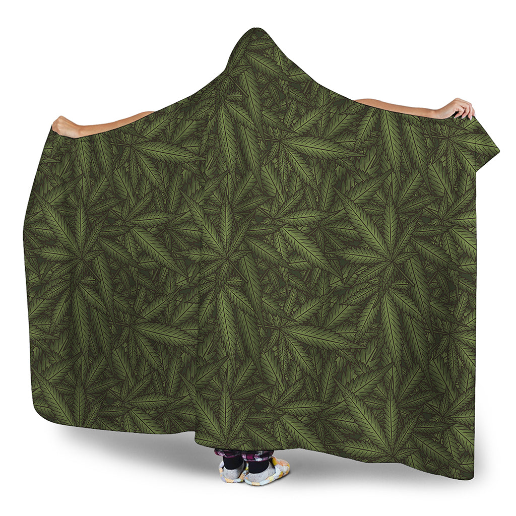 Marijuana Leaf Pattern Print Hooded Blanket