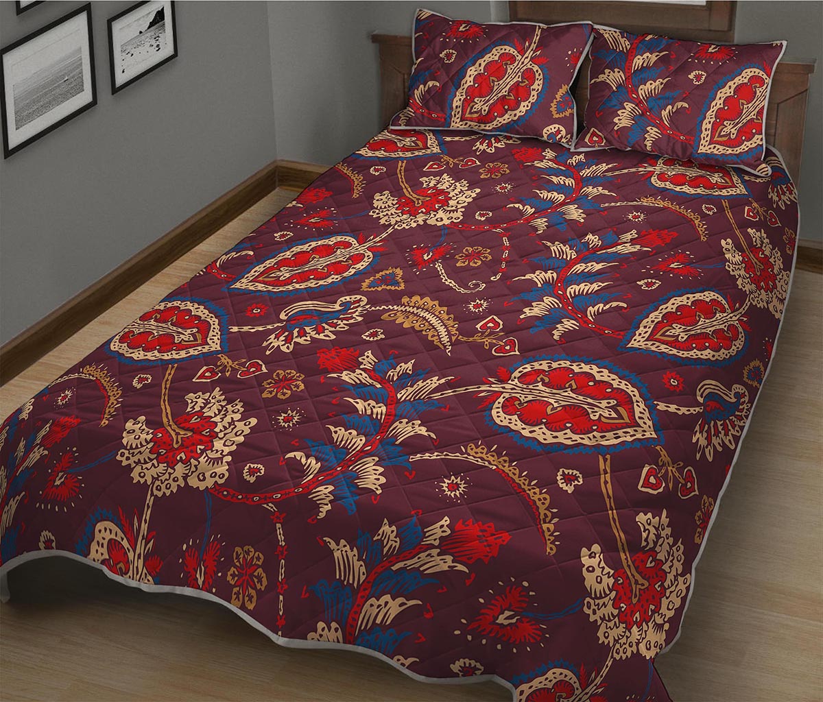 Maroon Vintage Bohemian Floral Print Quilt Bed Set
