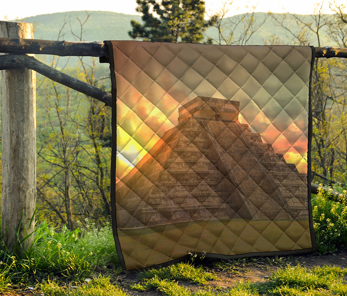 Mayan Pyramid Print Quilt