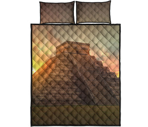 Mayan Pyramid Print Quilt Bed Set