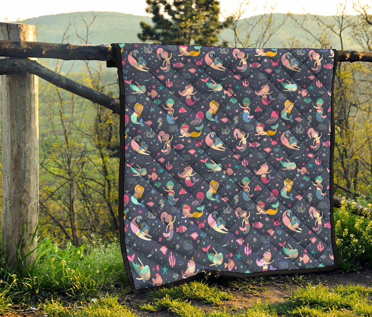 Mermaid Cartoon Pattern Print Quilt