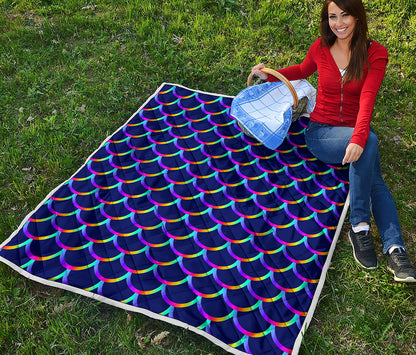 Mermaid Scales Pattern Print Quilt